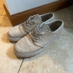 Nike Skateboard Shoes